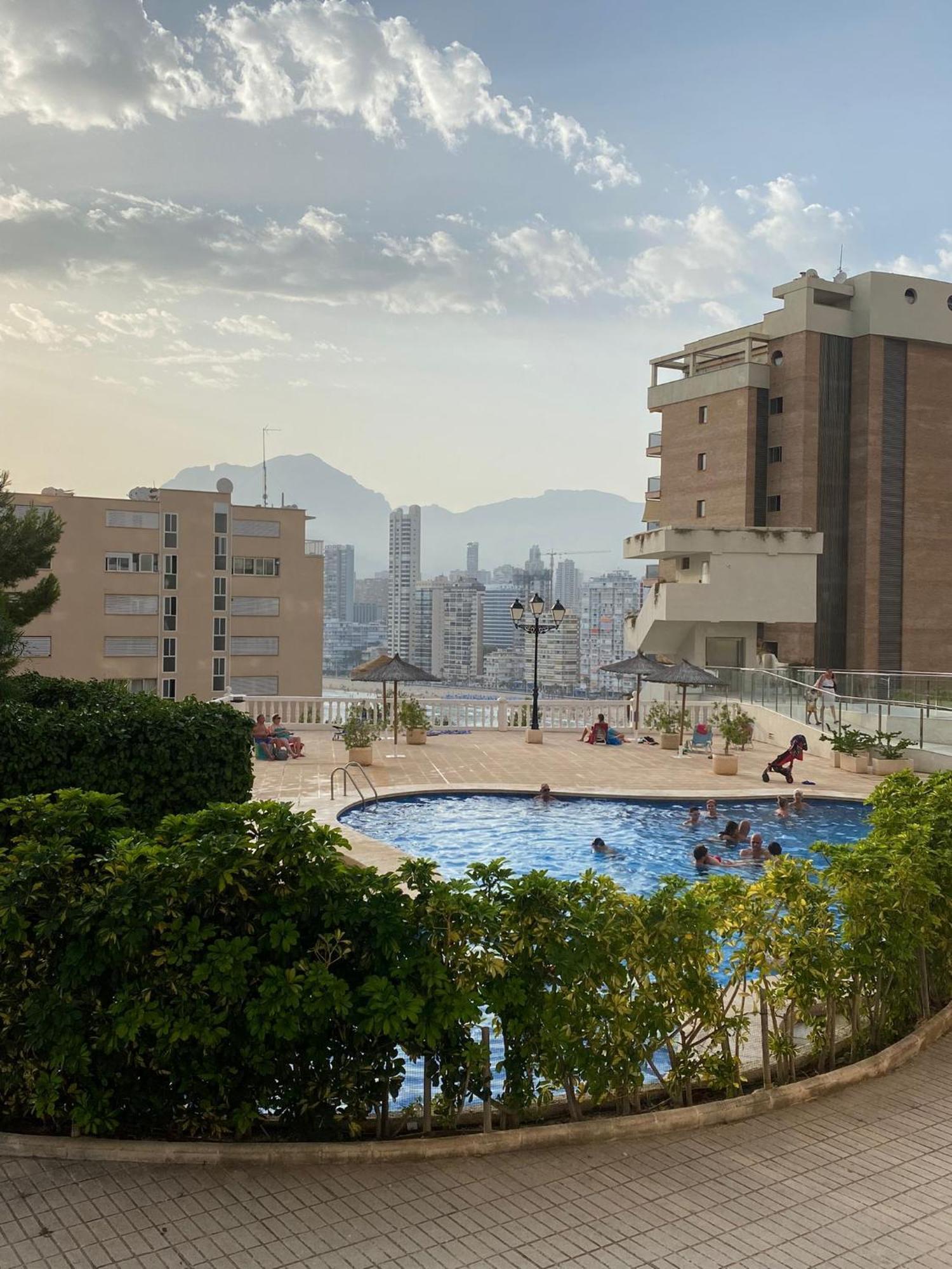 Trinisol II Private Apartments With Sea View Benidorm Exterior foto