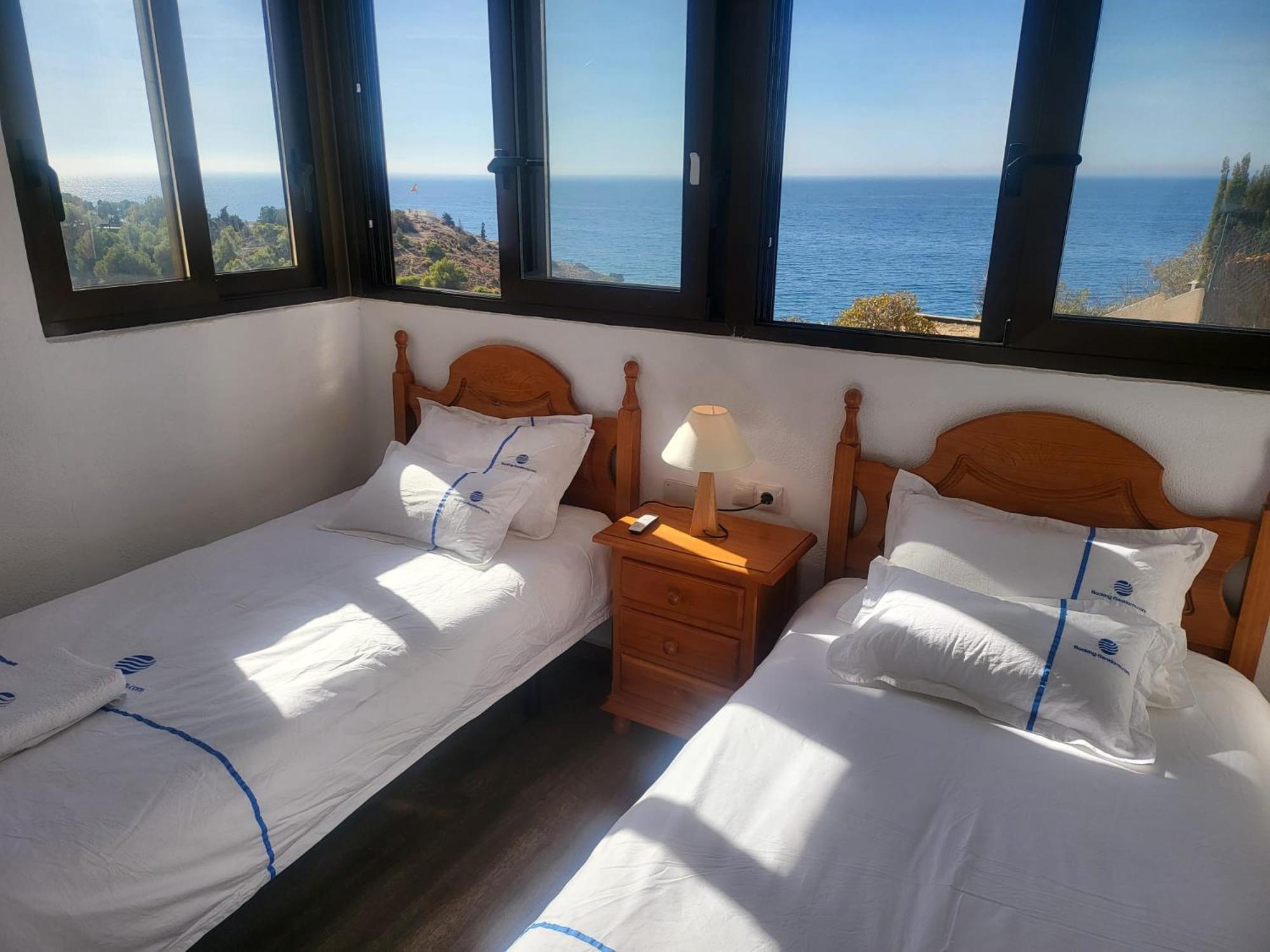 Trinisol II Private Apartments With Sea View Benidorm Exterior foto